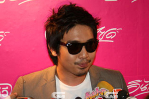 เจย์ แจง เจนี่ แค่เพื่อนปัดหึง เข็ม ควงหนุ่ม