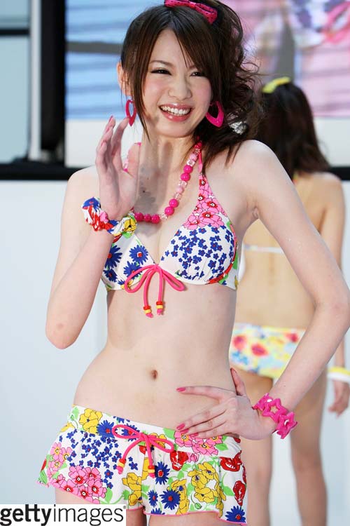 แฟชั่นชุดว่ายน้ำ สาวญี่ปุ่น