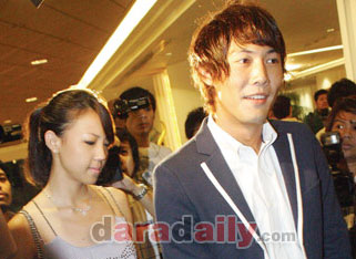 หลุยส์-พงษ์พันธ์ เปิดตัว น้องปุ่น-นิร์ชา สาวคนใหม่