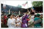 การทรงเจ้า ในงานแห่ผ้าขึ้นธาตุเดือนเก้า