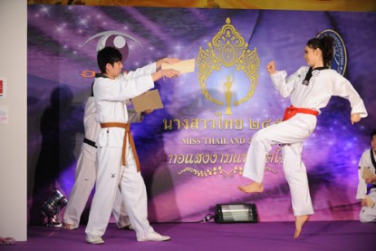 หมายเลข 12 น้ำผึ้ง-กานต์พิชชา พิชยศ