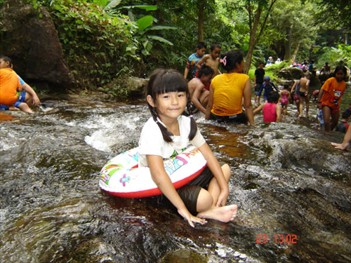 น้ำตกสาริกา
