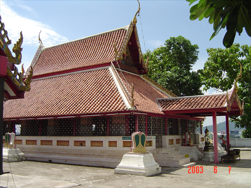 วัดจอมคีรีนาคพรต(วัดเขา)