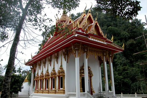 ถ้ำแก้วสวรรค์บันดาล