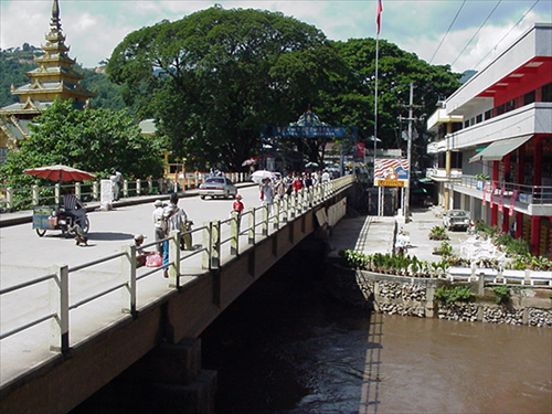 ถ้ำเสาหินพญานาค