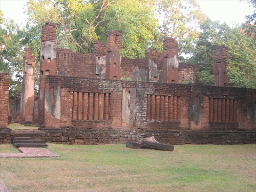 อุทยานประวัติศาสตร์กำแพงเพชร