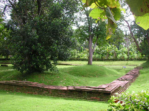 โบราณสถานเมืองศรีมโหสถ